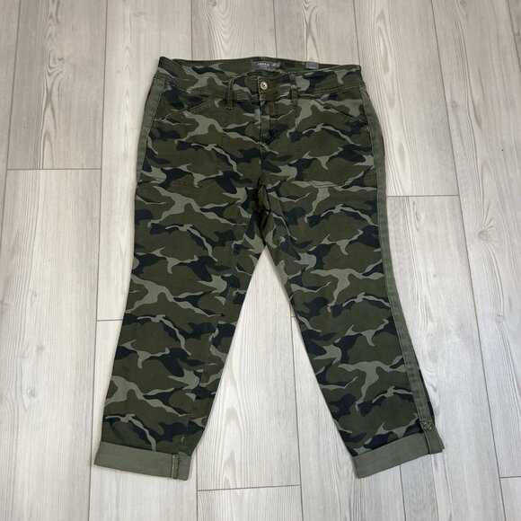 NWT Torrid Size 16 Crop Aviator Skinny Stretch Twill Mid-Rise Pant Camo Green - Picture 3 of 13
